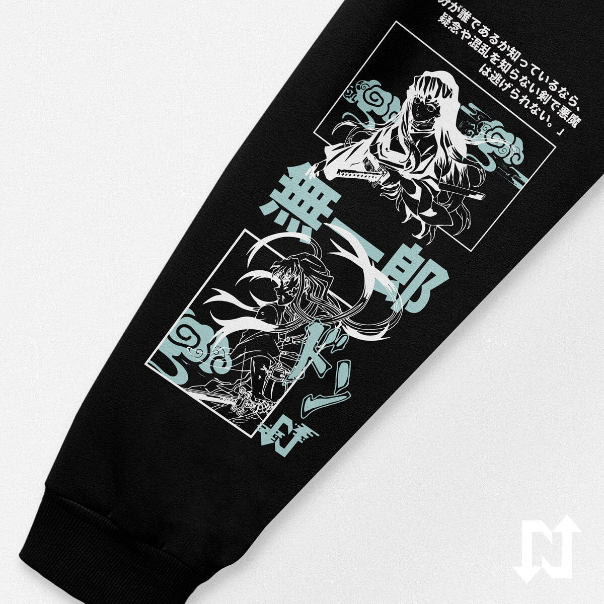 Sudadera negra oversize con capota interna color menta inspirada en el pilar de la niebla Muichiro Tokito. Diseรฑo de manga impreso en DTF